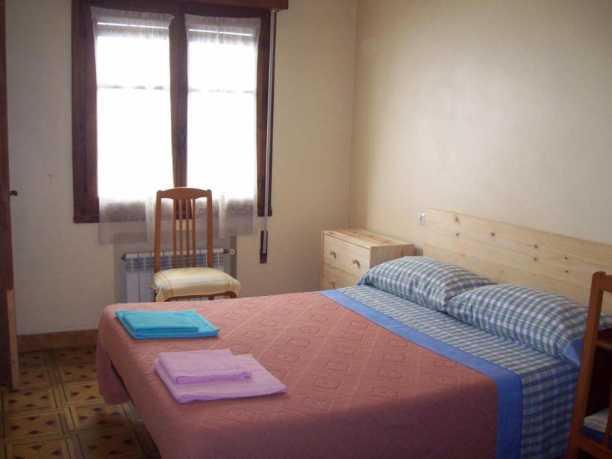 Pension Los Pinos กิฮอน ภายนอก รูปภาพ