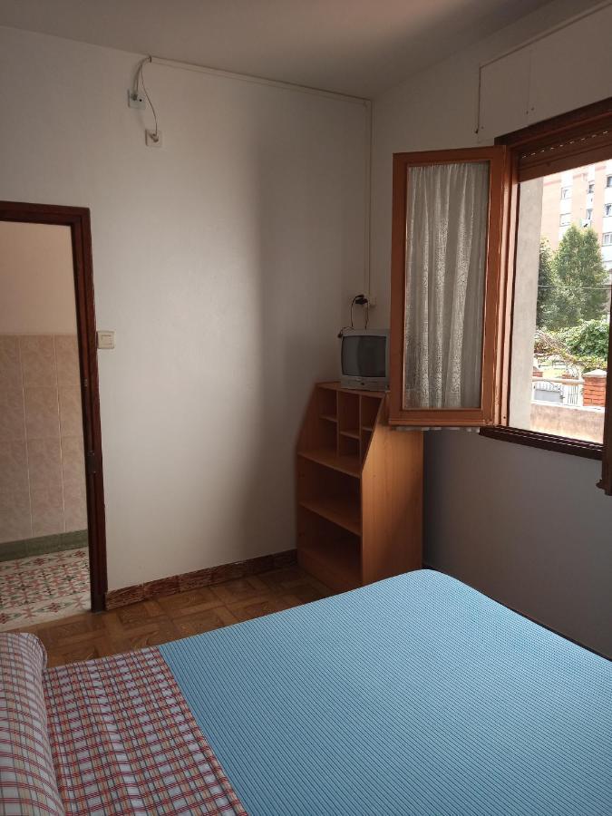 Pension Los Pinos กิฮอน ภายนอก รูปภาพ
