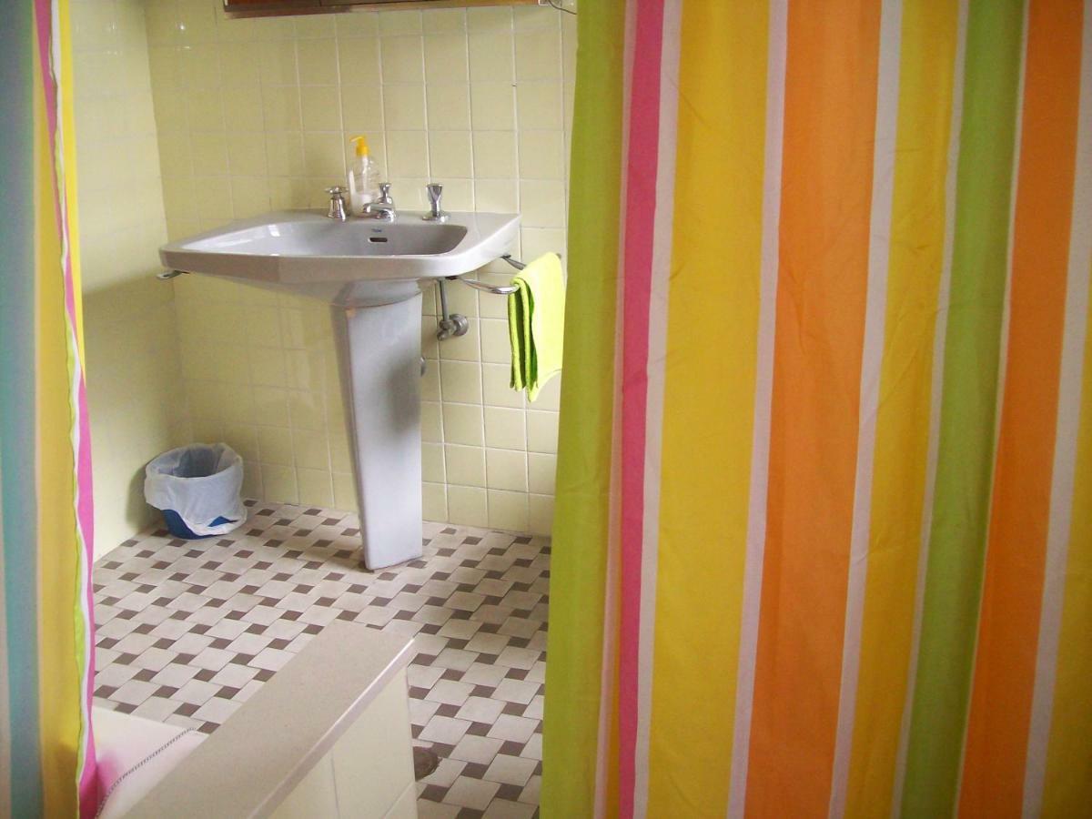 Pension Los Pinos กิฮอน ภายนอก รูปภาพ